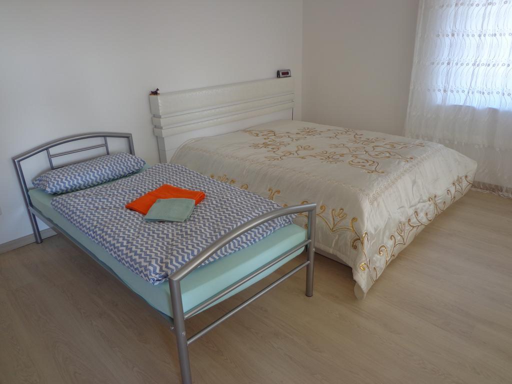 Apartments Naehe Messe - Room Agency Hanovre Extérieur photo